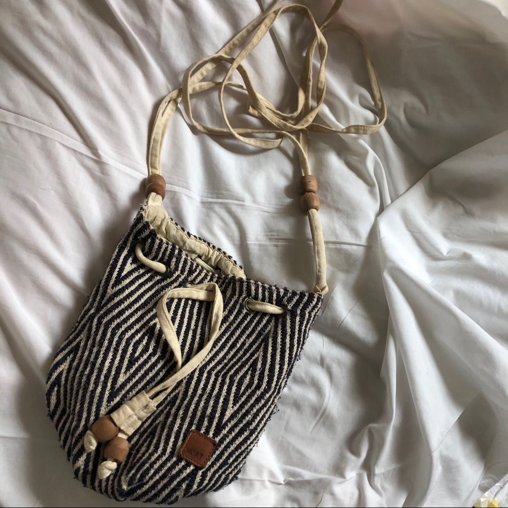Knit bucket crossbody bag from roxy